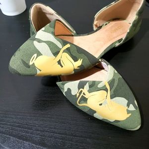 Camo Flat shoes